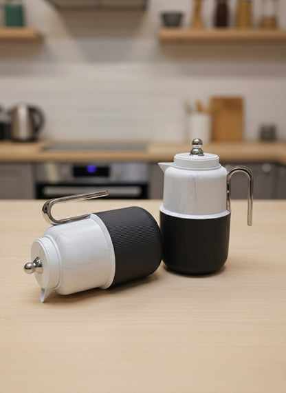 1 Litre vacuum flask for keeping beverages hot