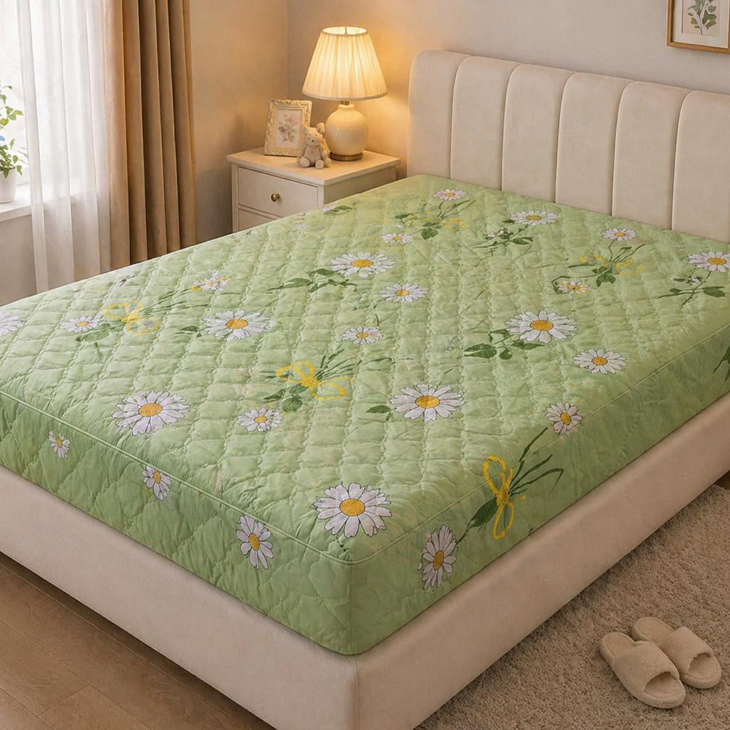 Kids waterproof mattress protector 4x6 with elastic bands, soft bed cover for mattress protection. 