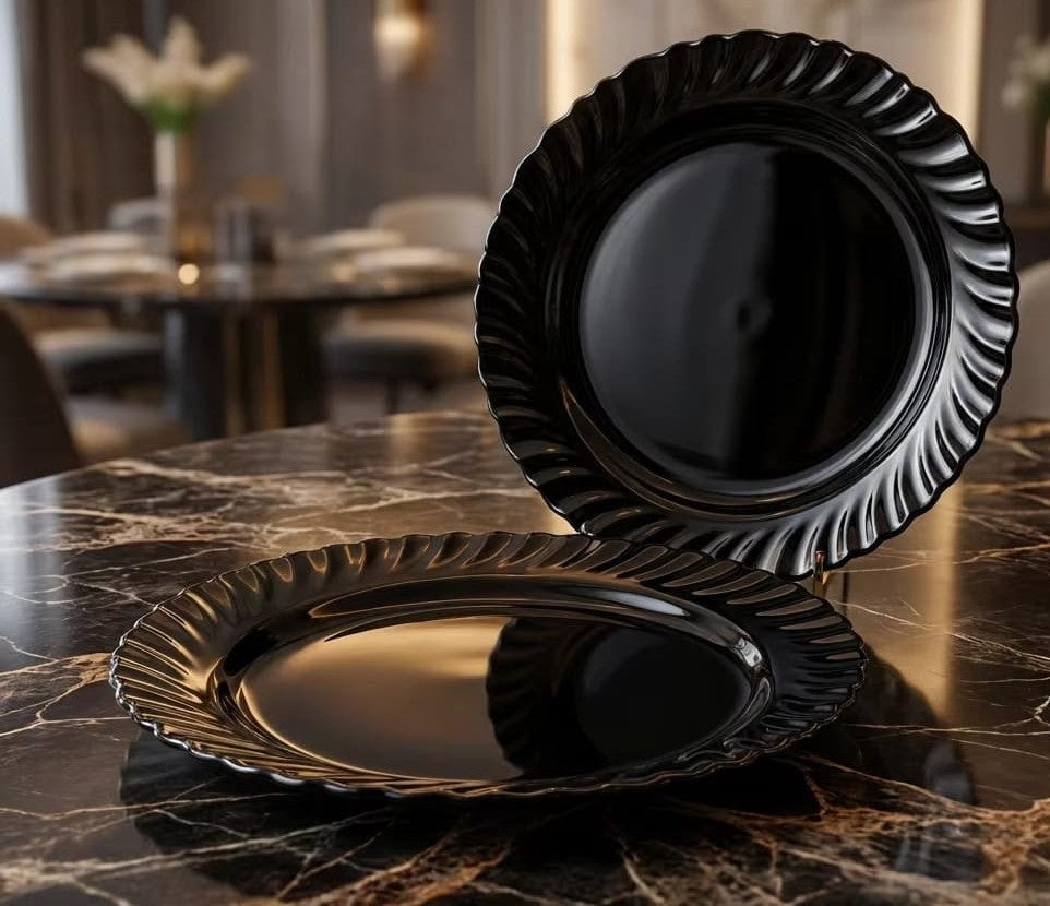 Set of six black dinner plates measuring 10.5 inches each