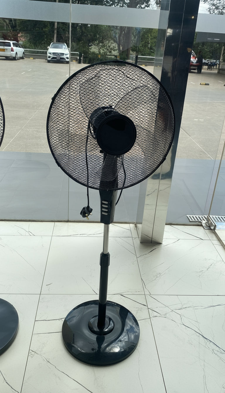 3-speed Black Econo Fan RM/572