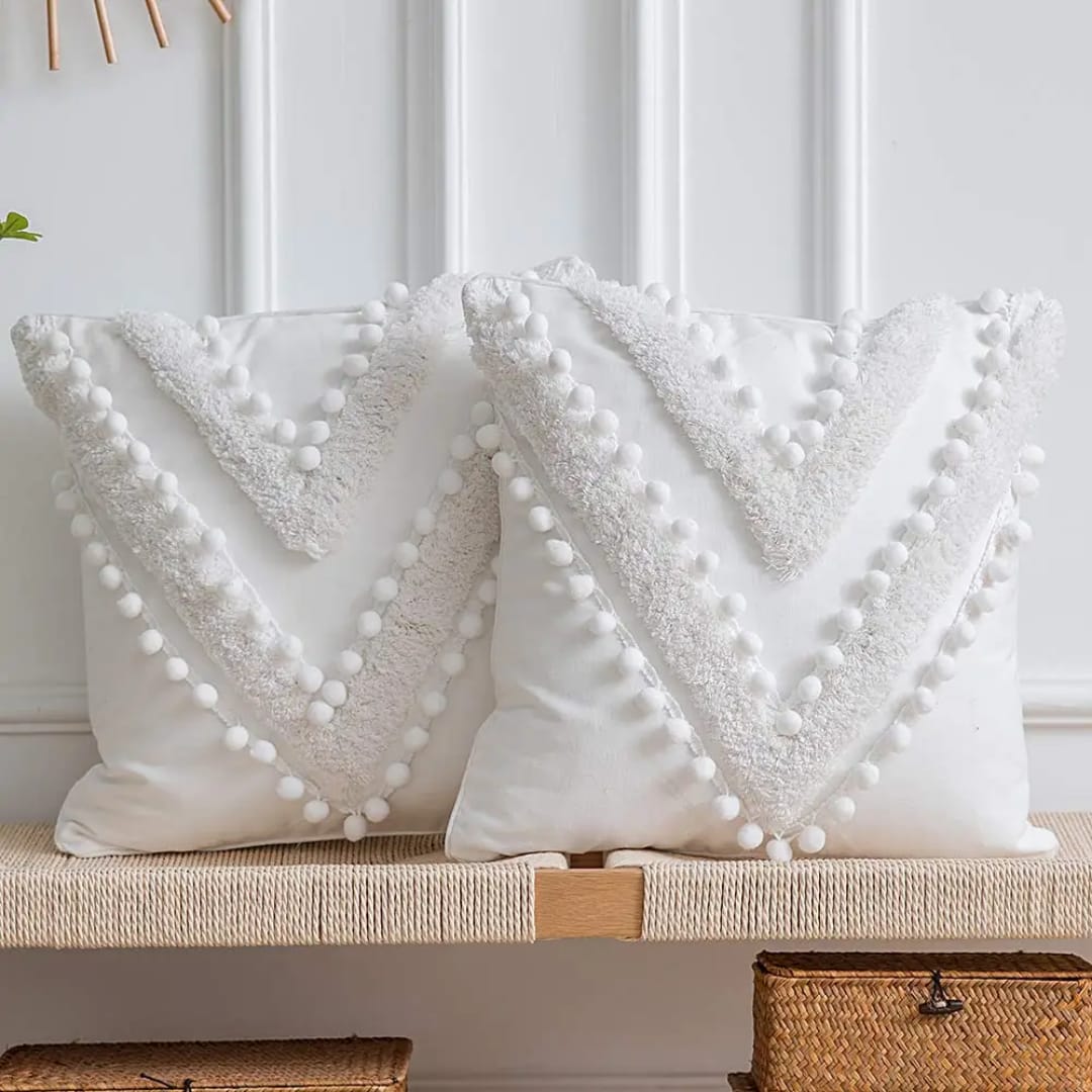2pcs Tufted Throw Pillow Cover with White Pompoms