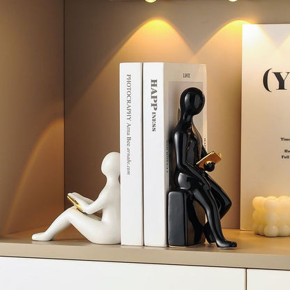 Ceramic reader-shaped bookend sculptures, standing 8×11×22 cm and foot support 8×15×17 cm